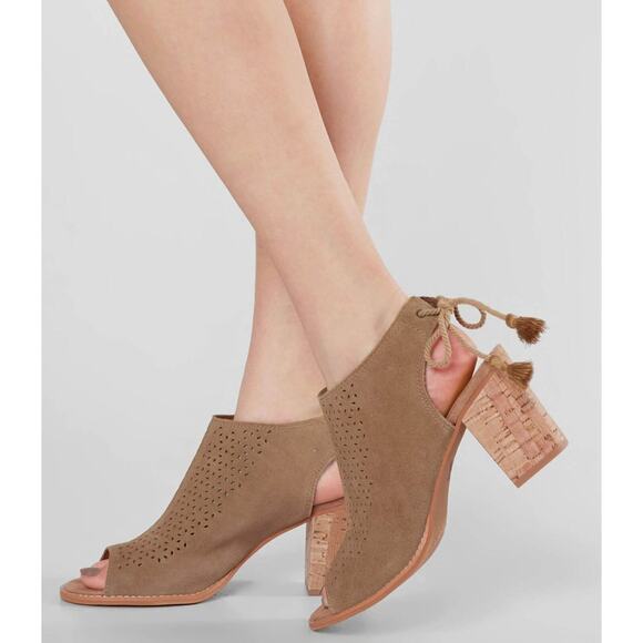 TOMS Elba Leather Heeled Sandal in Toffee Suede Mosiaic Tile - Picture 1 of 5